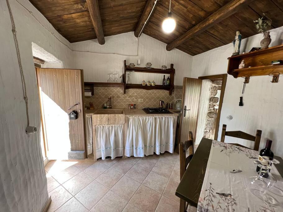 Muristene Pozzo Santa Cristina Paulilatino Εξωτερικό φωτογραφία