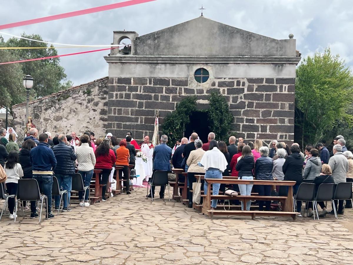 Muristene Pozzo Santa Cristina Paulilatino Εξωτερικό φωτογραφία